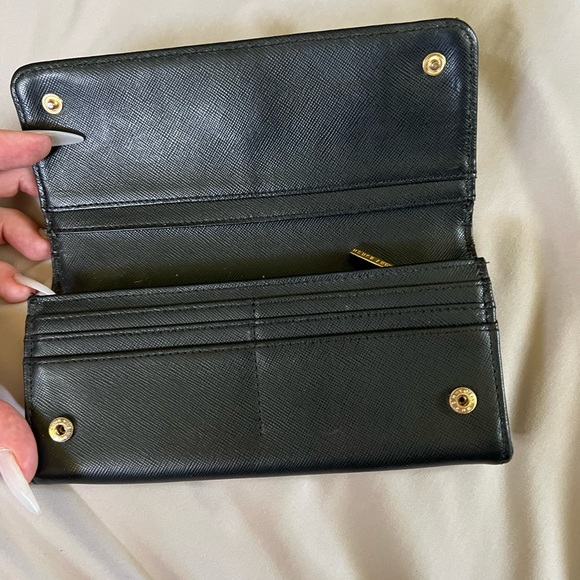 Tory Burch black wallet - Picture 6 of 6